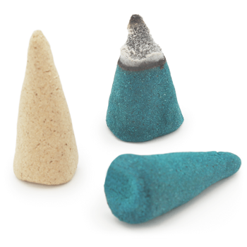 Set zu Herstellung von selbstgemachten Räucherkegeln. Materialien und Anleitung. Online-Verkauf.