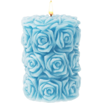 Zylindrische Form tausend Rosen zum Kerzen herzustellen Zylindrische Form tausend Rosen zum Kerzen herzustellen