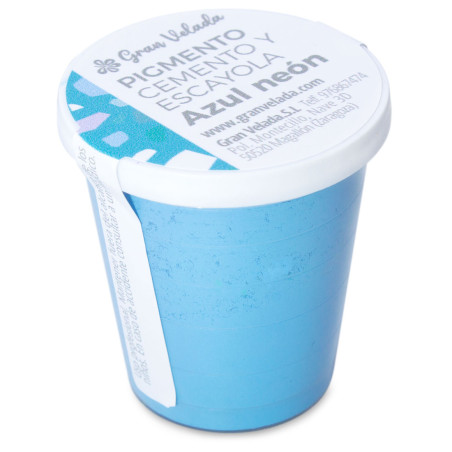 Neónovo modrý pigment na cement a sadru
