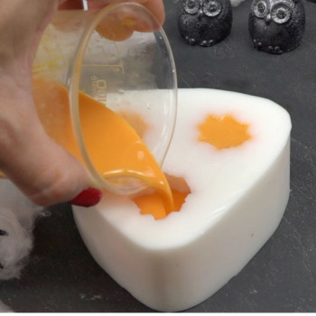 Set zur Herstellung von Halloween-Seifen. Online-Verkauf.