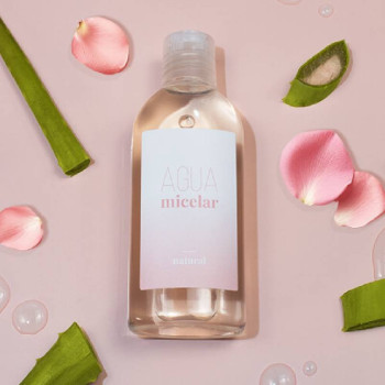 Hausgemachtes Mizellenwasser: Kit mit Rezept + Zutaten Hausgemachtes Mizellenwasser: Kit mit Rezept + Zutaten