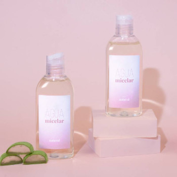 Hausgemachtes Mizellenwasser: Kit mit Rezept + Zutaten Hausgemachtes Mizellenwasser: Kit mit Rezept + Zutaten