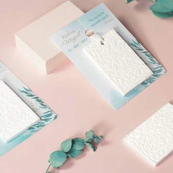Kit zur Herstellung von Keramikdetails mit Blumenduft für Veranstaltungen. Kit zur Herstellung von Keramikdetails mit Blumenduft für Veranstaltungen.