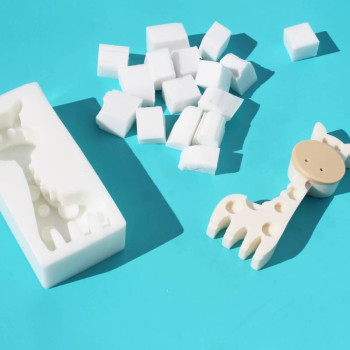Giraffen-Seifen selber machen – Set für Taufgeschenke