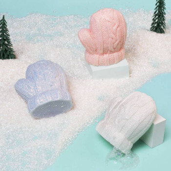 Set zum Herstellen von Weihnachtsseifen aus Wollhandschuhen. Materialien und Anleitung