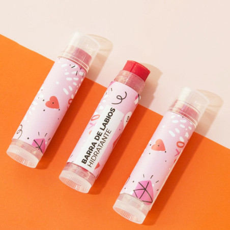 Set zur Herstellung von farbigem Lippenstift. Materialien und Anleitung.