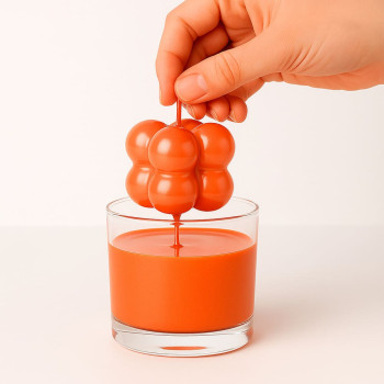 Metallic-Orange-Lack zum Abdecken neuer oder alter Kerzen