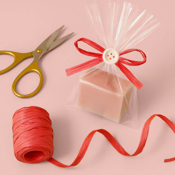 Rotes Bastband. Online-Verkauf.