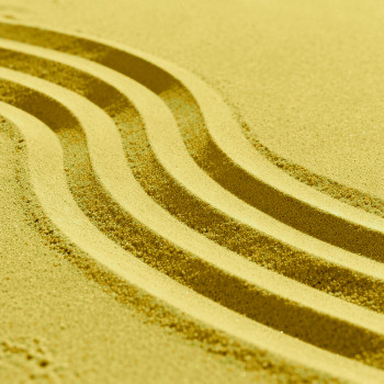Feiner gelber Sand zum Basteln. Online-Verkauf