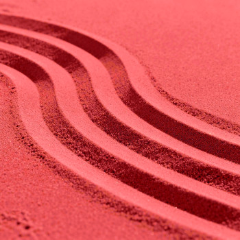 Roter Splitt für Handwerk und Handwerk.