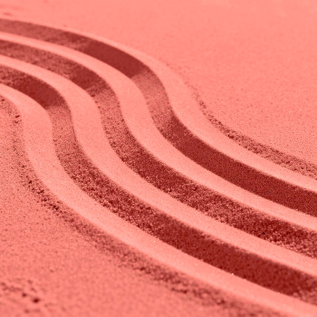 Feinkörniger Sand in Lachsfarbe zum Basteln. Online-Verkauf.