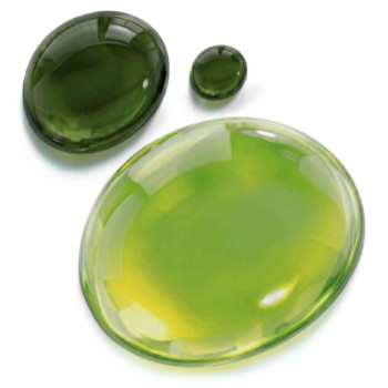 Olivgrüner Flüssigfarbstoff zur Herstellung von Glycerinseife.