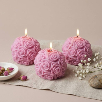 Kleine Rosenkugel Kerzenform.