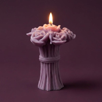 Hochzeitsstrauß aus Rosen Kerzenform