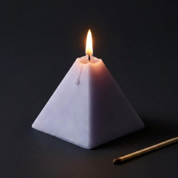 2 kleine Pyramiden Silikon 4,5x4,5 cm Form zur Herstelung von Kerzen.