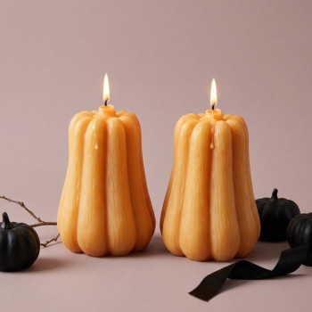 Molde abobora alongada para fazer velas de Halloween.