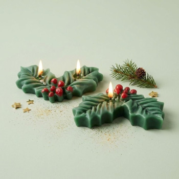 Silikonform mit 4 kleinen Stechpalmenblättern für Weihnachtsbasteleien