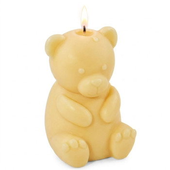 Silikonform mit sitzendem Teddybär zum Herstellen von selbstgemachten Kerzen.