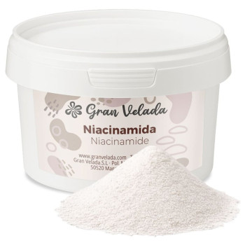 Reines Niacinamid. Vitamin B3 zur Herstellung von Kosmetika.
