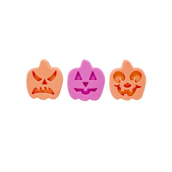 Drei Halloween Kürbise Form zur Herstellung von Kunsthandwerk.