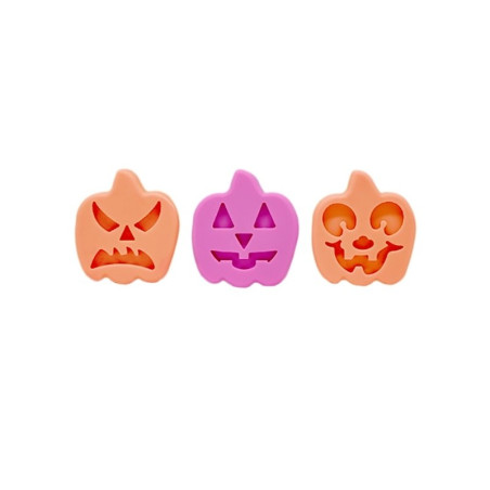 Drei Halloween Kürbise Form zur Herstellung von Kunsthandwerk.
