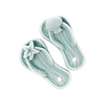 Formen, um Seifen in Form von Marine-Flip-Flops herzustellen.
