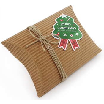 Weihnachtstannenaufkleber zum Verpacken. Online-Verkauf